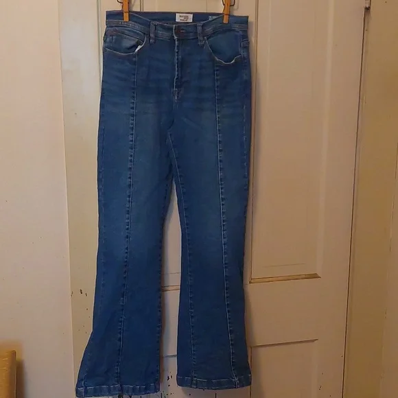 Kensie High Rise Flare Savannah Jeans - Picture 11 of 16